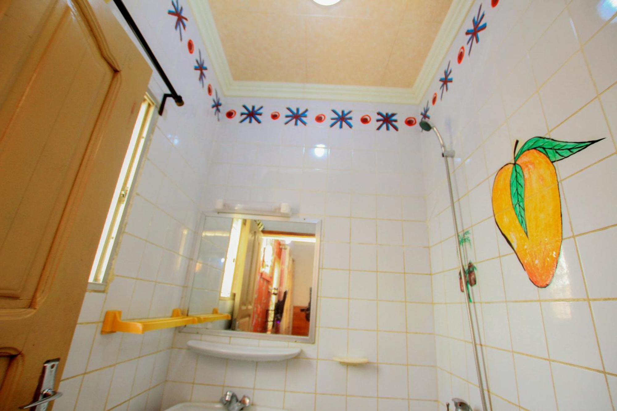 Hotel Le Prince Котону Екстер'єр фото